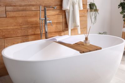 Elegant White Bathtub